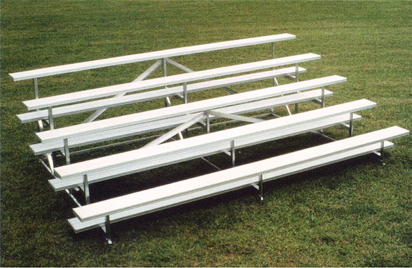 Gradins extérieurs en aluminium 12 pieds (3.65m) - 5 rangés